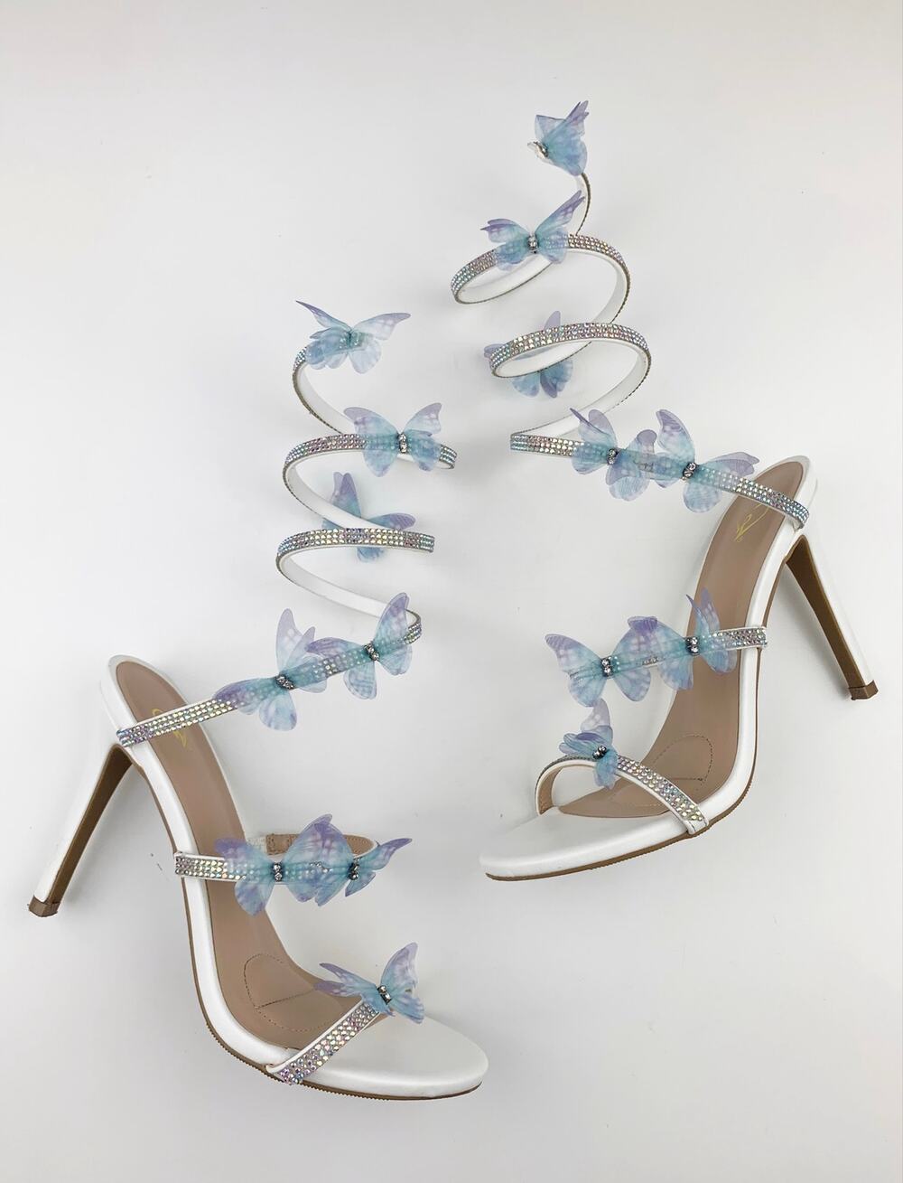 Windsor Butterfly Heels Sandals Rhinestones White Blue Spiral Wrap Women's 6.5